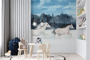 galopujące konie w śnieżnej scenerii - fototapeta dla dzieci